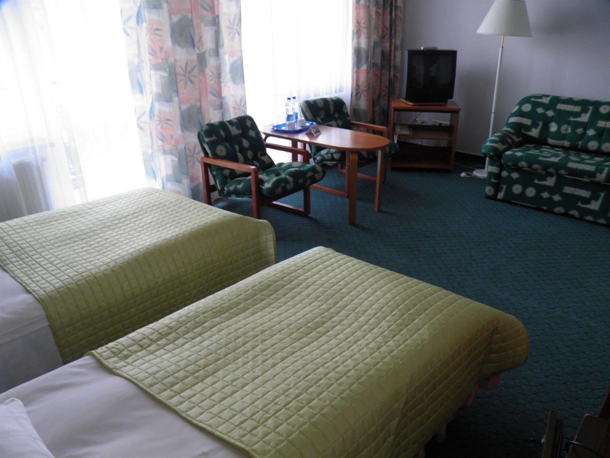 Hotel Gromada Medical Spa Busko Zdroj Exterior photo